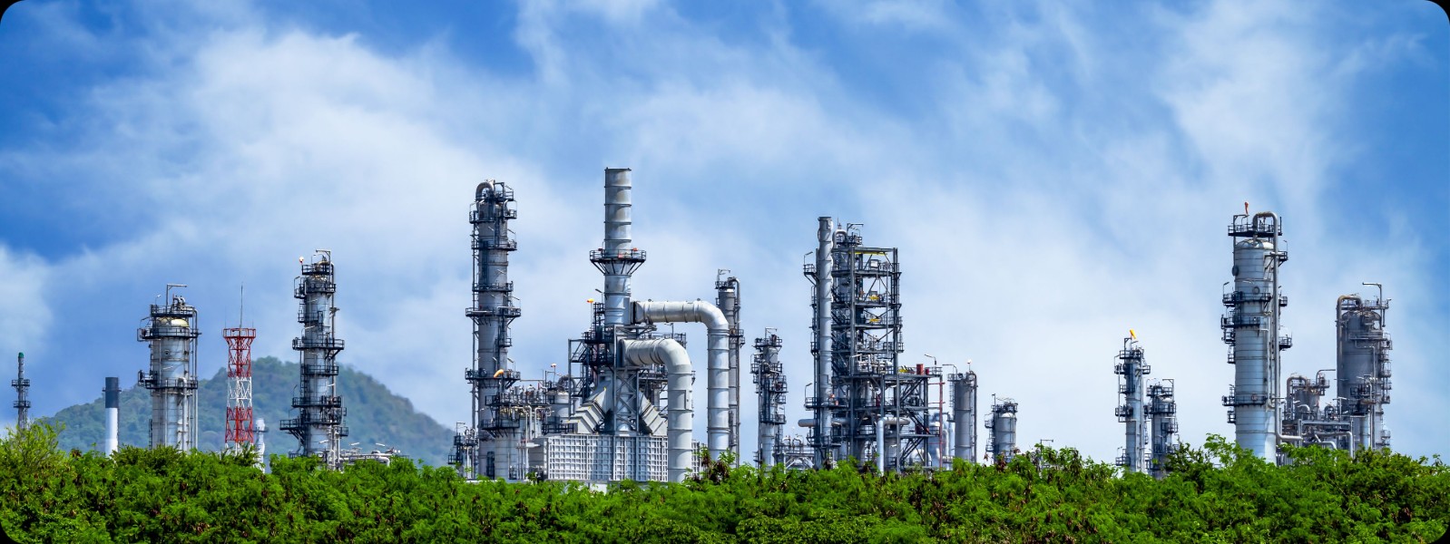 用工业AI让细腻化工生产更智能、、、更高效、、、更卓越